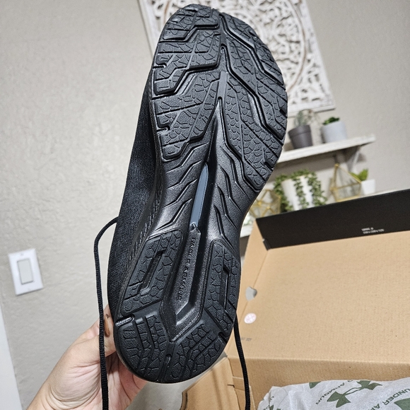 Mens athletic shoes - Picture 3 of 5